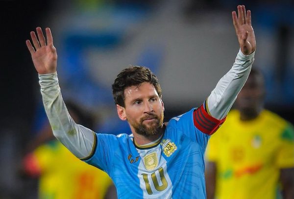 Messi chói sáng trận cầu chia tay ĐT Argentina
