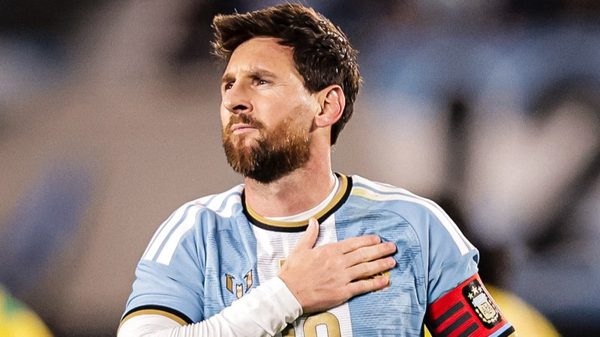 Messi khép lại 21 năm khoác áo đội tuyển Argentina