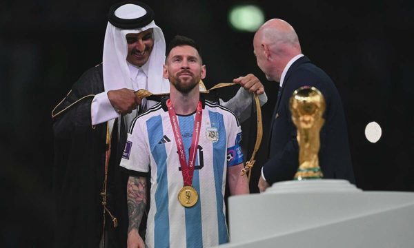 Messi từng suýt bỏ lỡ thập niên vàng như thế nào