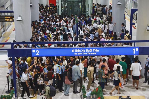 Metro Bến Thành - Suối Tiên tăng chuyến, miễn vé lễ Quốc khánh