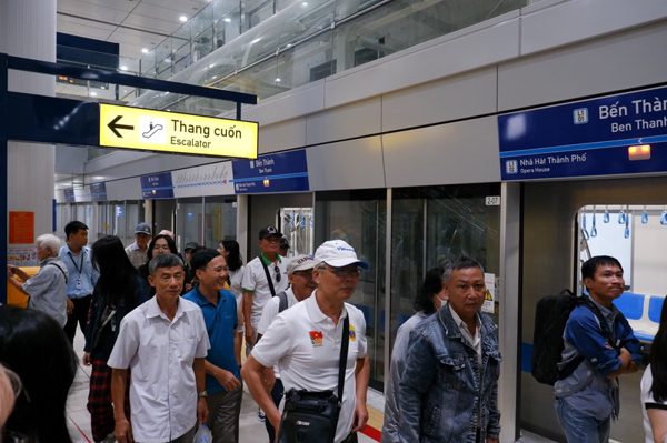 Metro số 1 TPHCM hoạt động trở lại sau sự cố mất điện