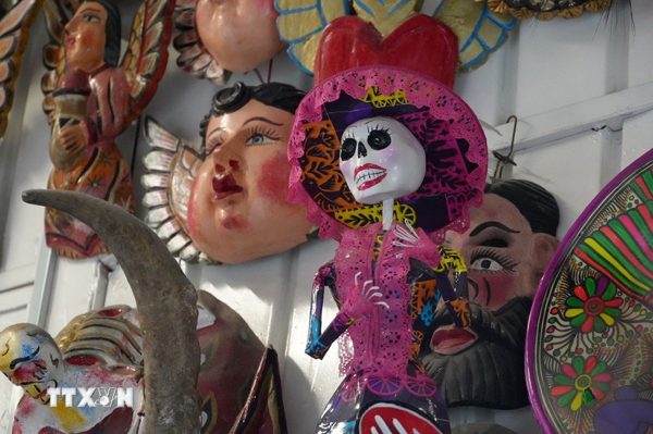 Mexico: Catrina và những linh hồn chưa rời xa