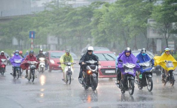 Miền Bắc đón mưa rào
