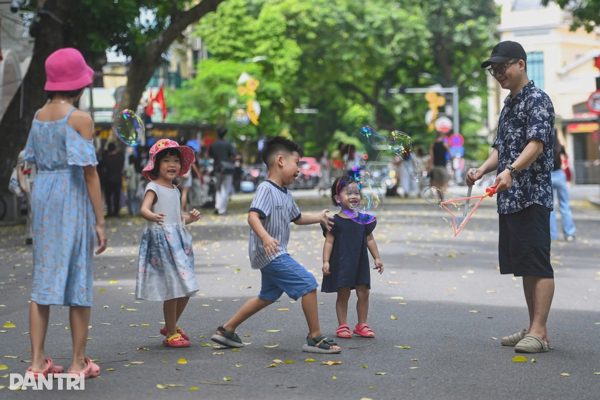 Miền Bắc duy trì trạng thái ngày nắng, đêm mưa dông