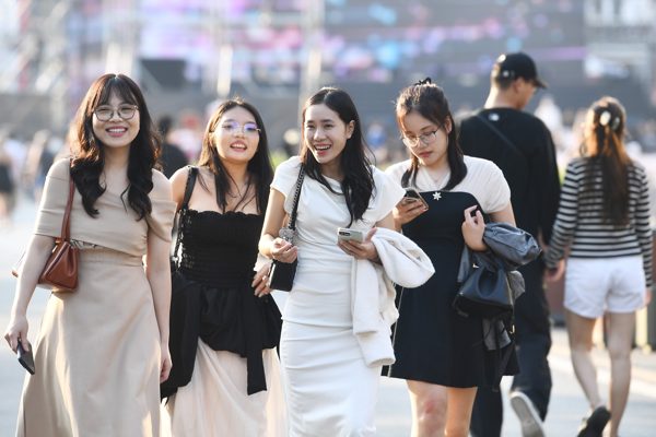 Miền Bắc nắng đẹp trở lại, tâm mưa lớn dồn về Nghệ An - Huế và Nam Bộ