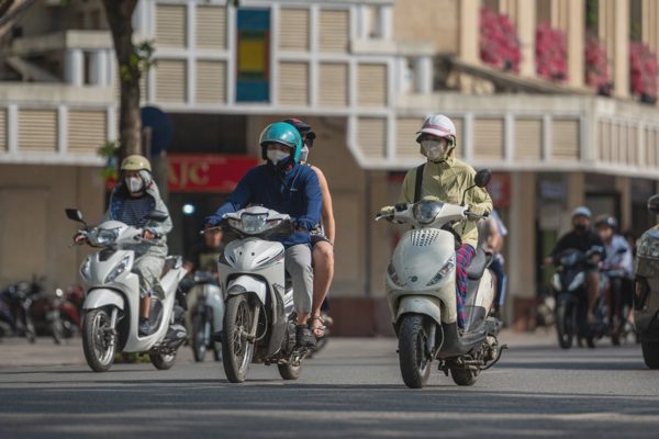 Miền Bắc nắng nóng trước khi đón không khí lạnh