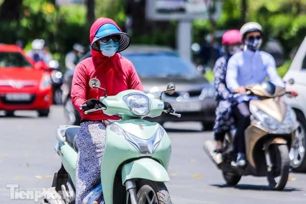 Miền Bắc oi nóng trước khi không khí lạnh tràn về