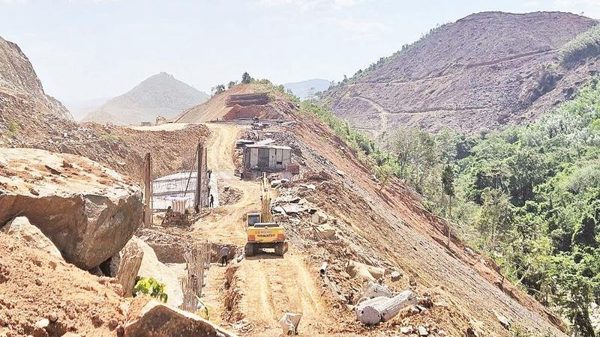 Miệt mài vượt khó bám công trường, tăng tốc về đích