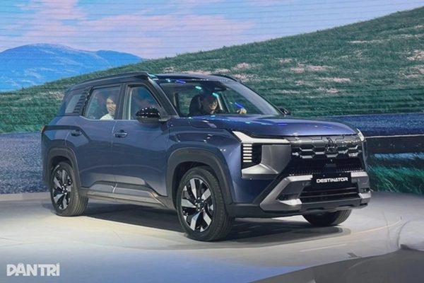 Mitsubishi Destinator lần đầu được giảm giá xuống dưới 700 triệu đồng