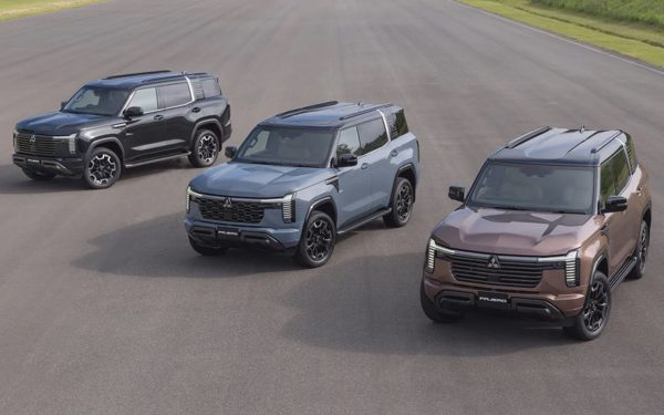 Mitsubishi Pajero 2026 chốt giá cao hơn Ford Everest