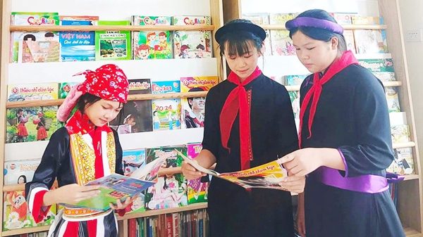 Mở cánh cửa tương lai cho học sinh vùng biên (kỳ 5)