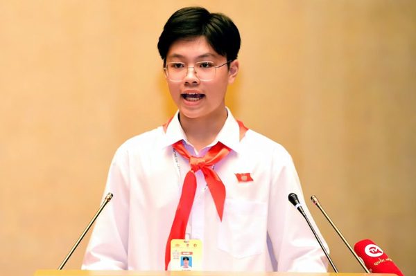 Mở cổng tự ứng cử, tranh cơ hội tham dự phiên họp giả định 'Quốc hội trẻ em'