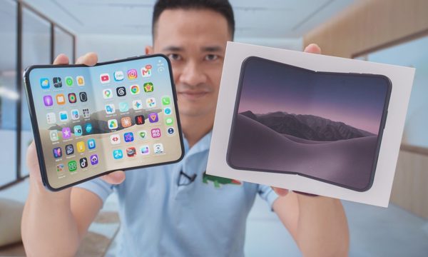 Mở hộp điện thoại gập iPhone Duo sắp bán tại Việt Nam