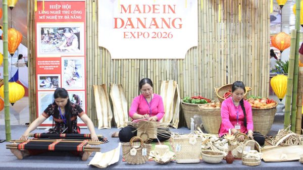 Mở rộng cơ hội khẳng định của phụ nữ