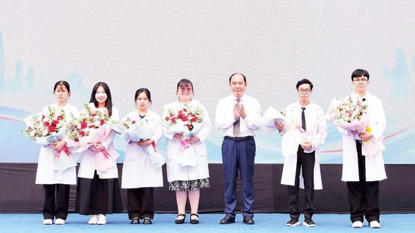 Mở rộng cơ hội nghề nghiệp cho bác sĩ trẻ