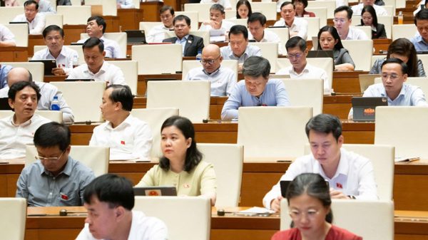 Mở rộng đối tượng tham gia, bảo đảm an toàn quỹ bảo hiểm xã hội