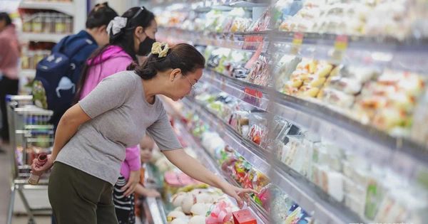 Mở rộng giảm thuế cho người làm công ăn lương