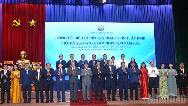 Mở rộng không gian phát triển, tạo động lực tăng trưởng mới cho Tây Ninh