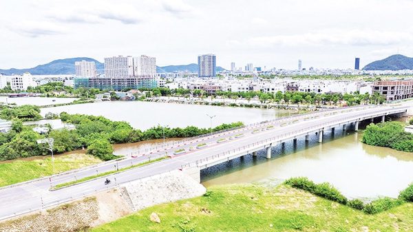 Mở trục đông-tây, khơi thông kết nối đại ngàn