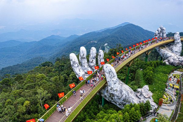 Mở 'van tín dụng': Động lực cho du lịch tăng tốc