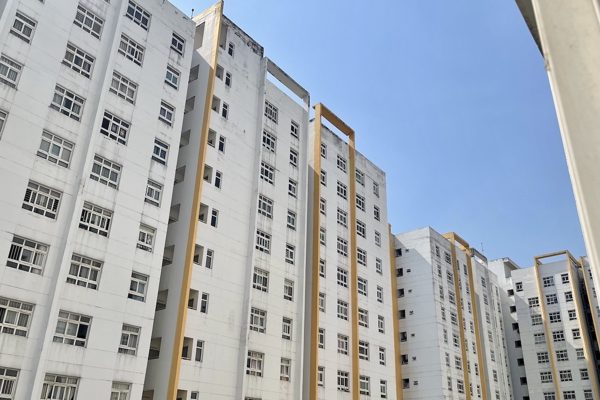 Môi giới ghi nhầm giá, chủ căn hộ phải bồi thường 200 triệu đồng cho bên mua