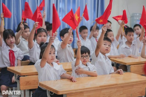 Mỗi xã một trường học, có nơi 10 trường thành một