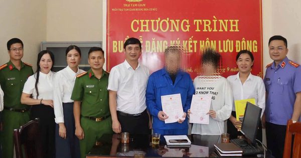 Một bị can được cấp giấy đăng ký kết hôn ngay trong trại tạm giam