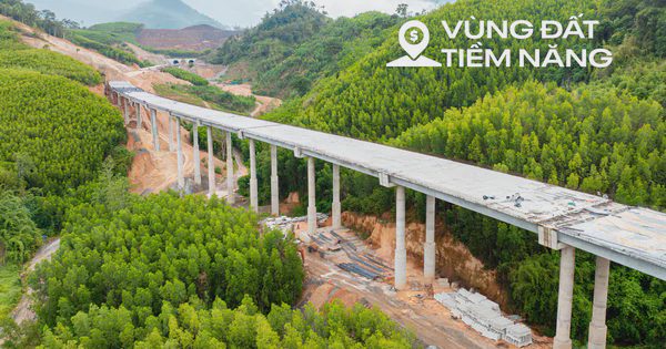 Một đoạn đường chỉ dài 11 km nhưng có đến 10 cây cầu cùng hầm cấp đặc biệt, nhà thầu huy động đến 600 người, quyết thông xe sau 3 tháng nữa