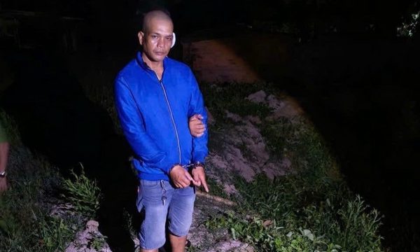 Một đối tượng dùng dao cướp điện thoại của hai thiếu niên ở Khánh Hòa