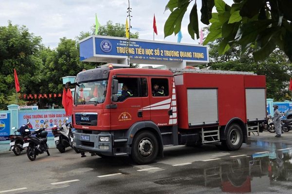 Một giáo viên tử vong trong vụ cháy trường tiểu học ở Quảng Ngãi