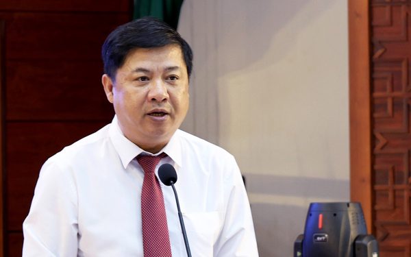 Một lời nói của già làng làm yên lòng buôn làng