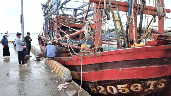 Một ngư dân Quảng Trị tử vong khi đánh bắt thủy sản trên biển