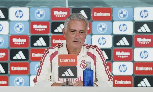 Mourinho: 'Quả Bóng Vàng 2026 không nhất thiết thuộc về PSG hoặc tuyển Tây Ban Nha'
