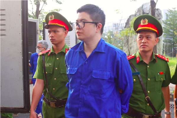 Mr Pips: 'Bị cáo đâu bị điên mà nói với công an về hoạt động của mình'
