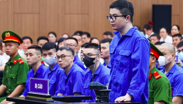 Mr Pips: ‘Có những lúc bị cáo buồn, kể cả có nhiều tiền cũng thấy cuộc đời này vô thường vô nghĩa’