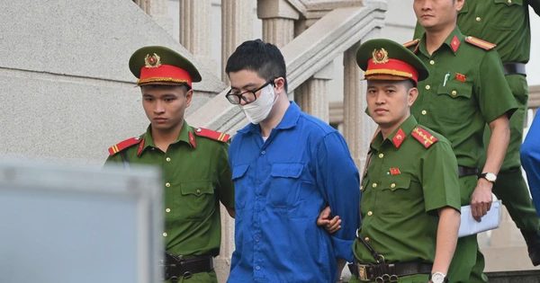 Mr Pips: 'Lúc buồn chán, có nhiều tiền đến đâu vẫn thấy cuộc sống vô nghĩa'