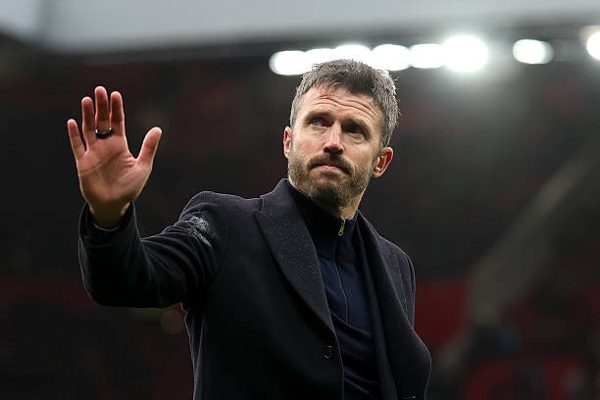 MU khủng hoảng: HLV Carrick đánh cược với Bruno Fernandes và cái giá phải trả