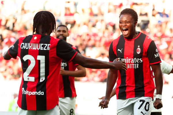 MU thua bẽ bàng AC Milan của Ruben Amorim