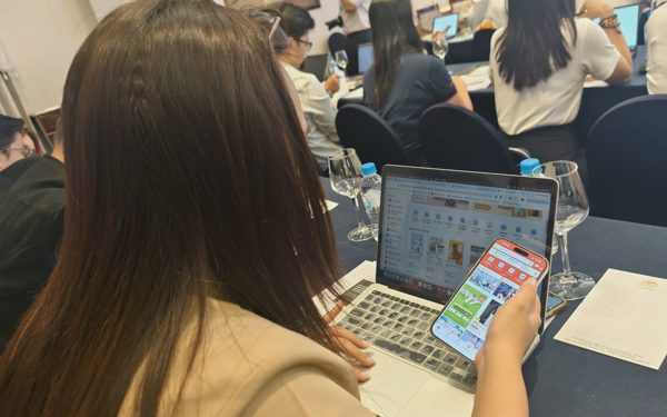 Mua bán hàng online: Tiện lợi nhưng chớ để 'tiền mất tật mang'