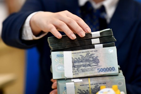 Mua gói bảo hiểm 300 triệu, chồng qua đời vì ung thư nhưng không được chi trả