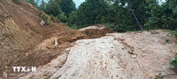 Mưa lớn ảnh hưởng nghiêm trọng đến hệ thống giao thông tại tỉnh Lào Cai