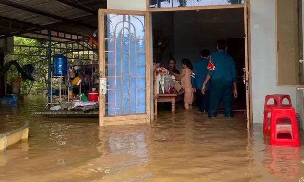 Mưa lớn kéo dài, nhiều khu vực ở TP. Đồng Nai ngập sâu