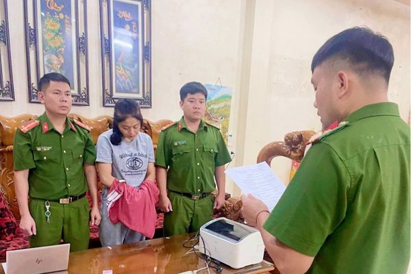 Mua ma túy từ Hà Nội mang về Lào Cai cho bạn đang mang thai sử dụng