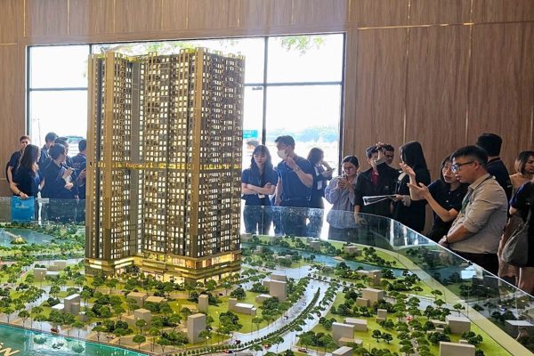 Mua nhà ‘0 đồng’, miễn lãi 2 năm: Cẩn trọng áp lực trả nợ phía sau