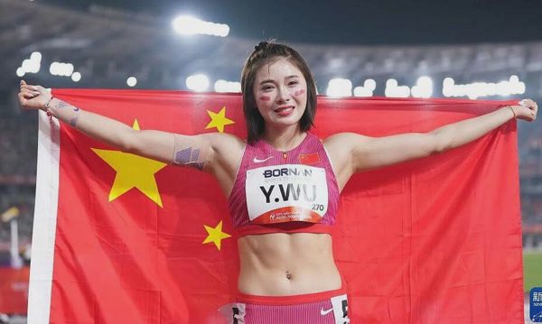 'Mỹ nhân điền kinh Trung Quốc' bật khóc sau HC đồng ASIAD 2026