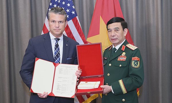 Mỹ sẽ đưa khí tài tới triển lãm quốc phòng tại Việt Nam