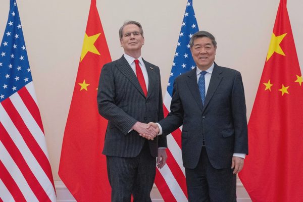 Mỹ - Trung đàm phán nóng tại New York về AI, đất hiếm, thuế quan