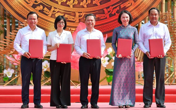 Năm đầu tiên được nghỉ 1 ngày Ngày Văn hóa Việt Nam, làm gì có ích?