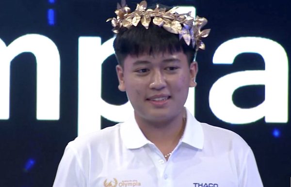 Nam sinh đam mê bộ môn vật tay giành vòng nguyệt quế Đường lên đỉnh Olympia