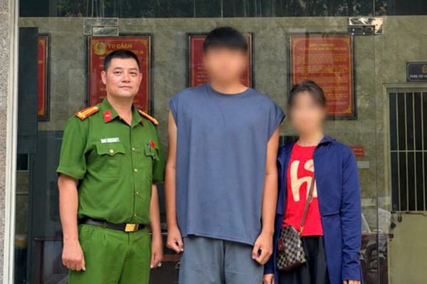 Nam sinh ở Hà Nội bị chiếm tài khoản Zalo, kẻ xấu đe dọa gia đình chuyển tiền